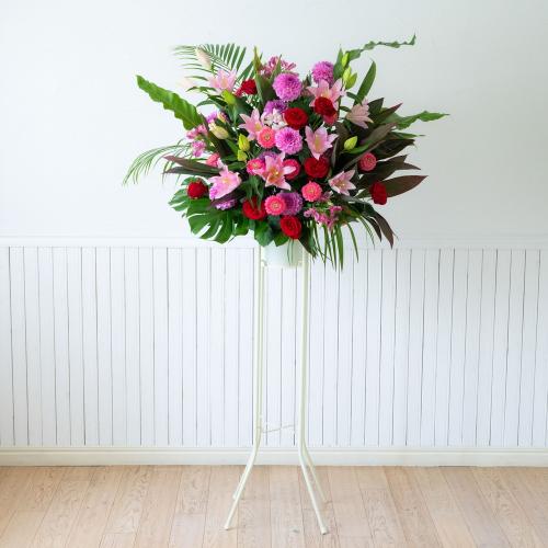 ピンク・赤系 祝花 スタンド1段【全国対応】」 | フラワーギフトはプロ